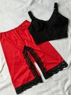Rare Vintage- Red/ Black Lace Trim Pettipants Slip- Black Lace Half Bra Set